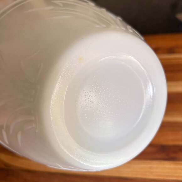 Vintage Hazel Atlas Cattail Milk Glass Mixing Bowl - Picture 3 of 5